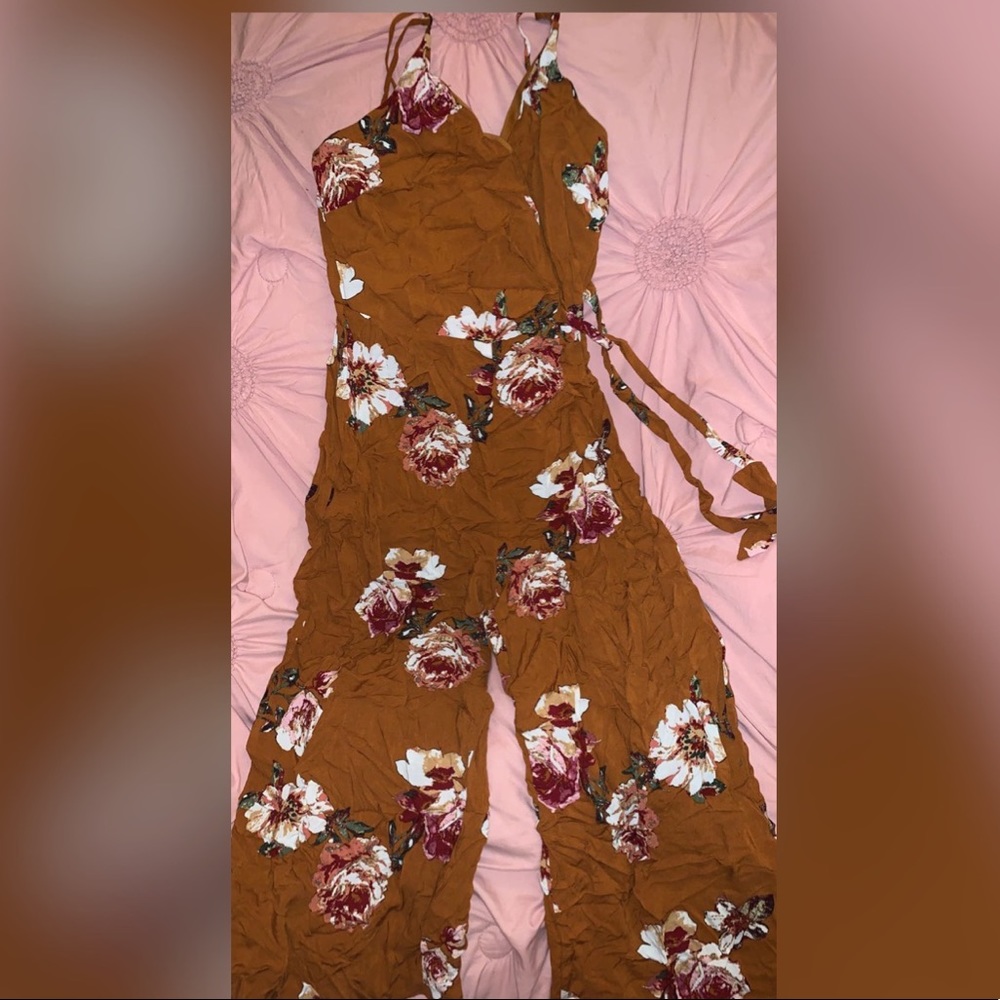 Floral jumpsuit!